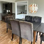 Beautiful With Ocean View In Lyngmyr Casa de Férias *