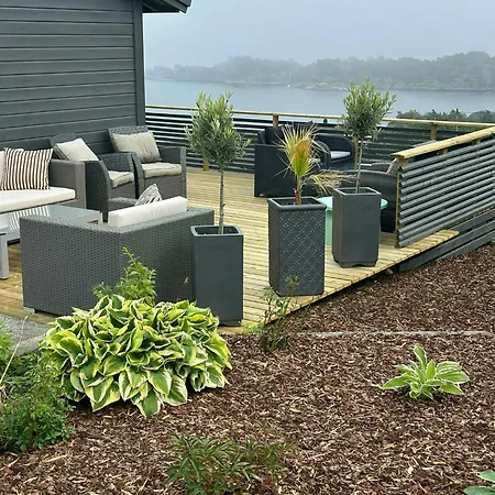 Beautiful With Ocean View In Lyngmyr