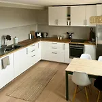 Beautiful With Ocean View In Lyngmyr Vakantiehuis